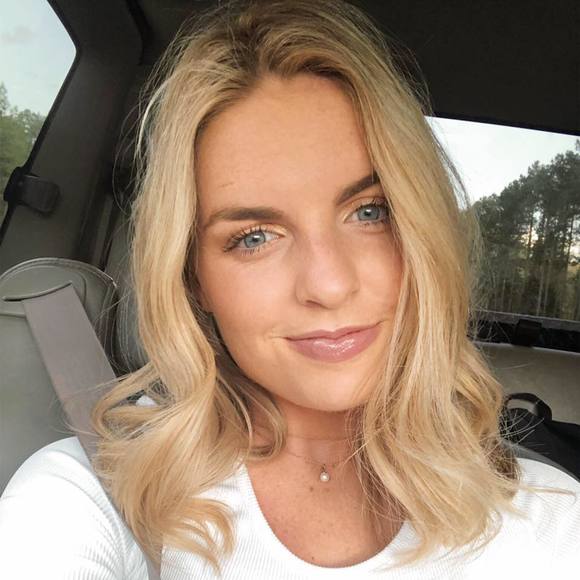 Meet your Posher, Peachy - Picture 1 of 7